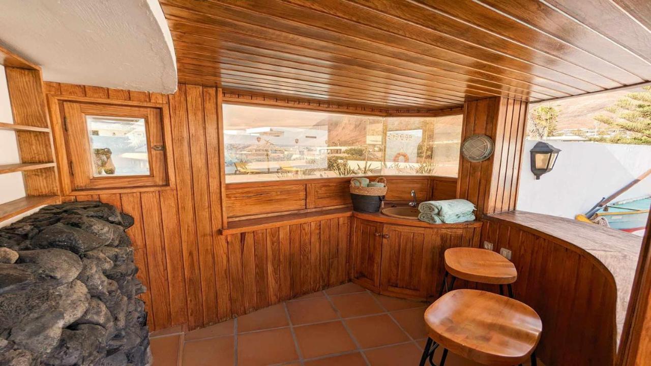 Bungalow Allende Famara Con Piscina Privada Y Ac Zewnętrze zdjęcie